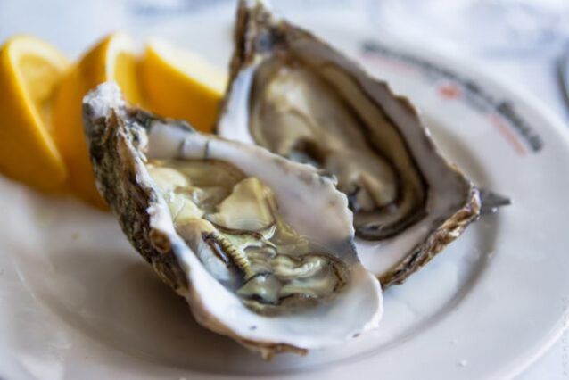 Oysters - seafood that increases male potency due to its zinc content