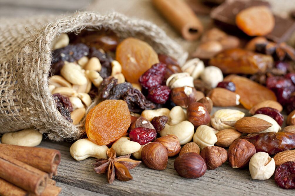 Fruits and nuts